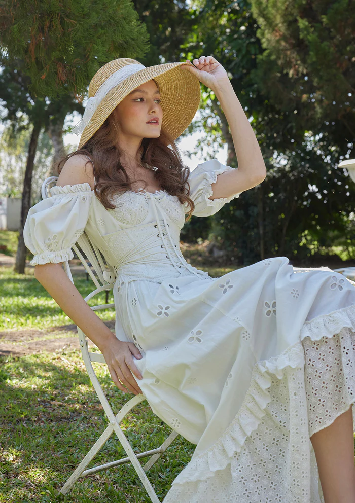 Vestido de corsé campesino